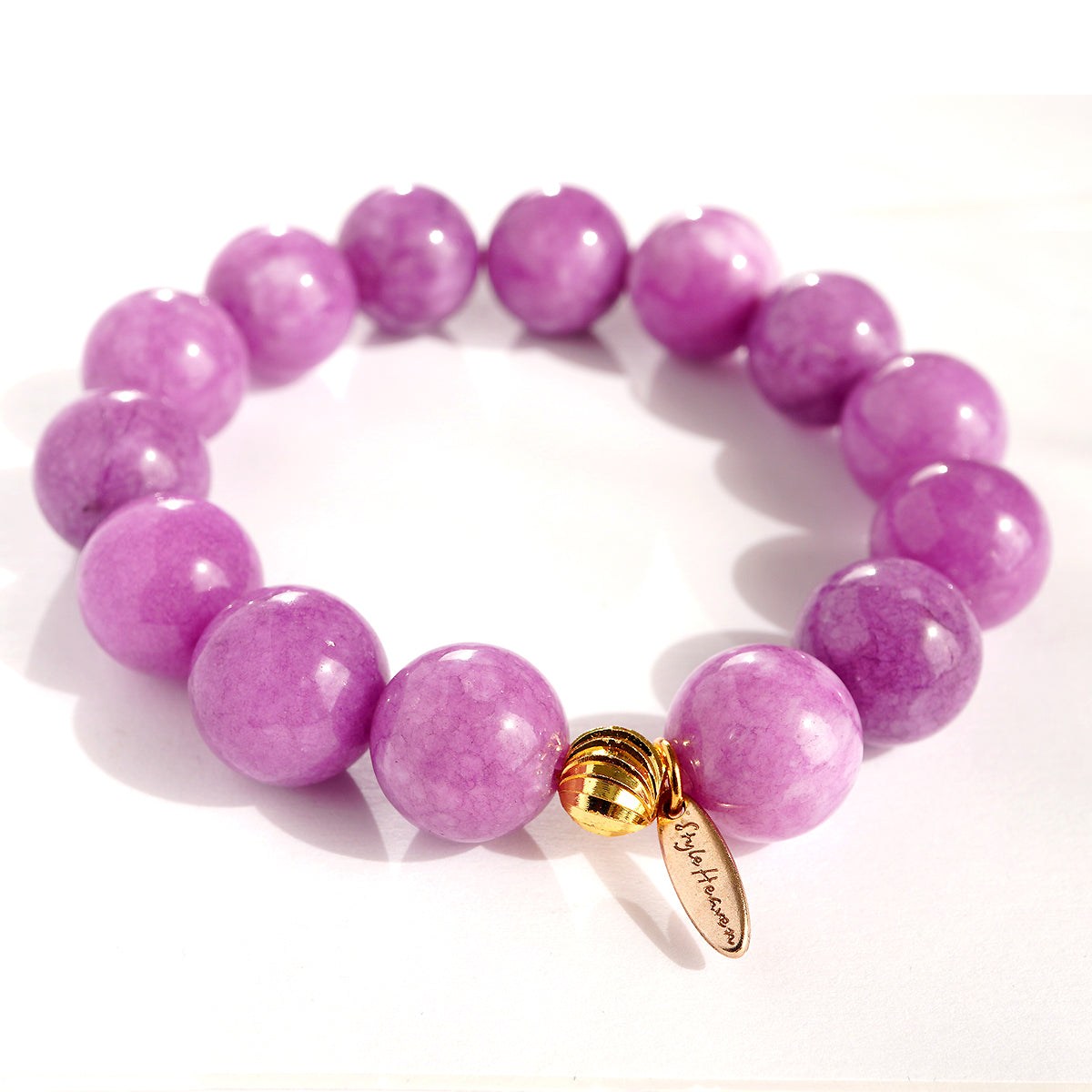 Lavendelfarbenes Jade Kugelarmband 14 mm mit goldenen Details und beruhigendem Design Lavender Calm