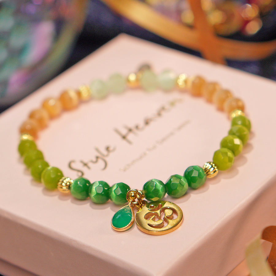 'Green Essence Om' Armband aus Katzenauge-Quarz