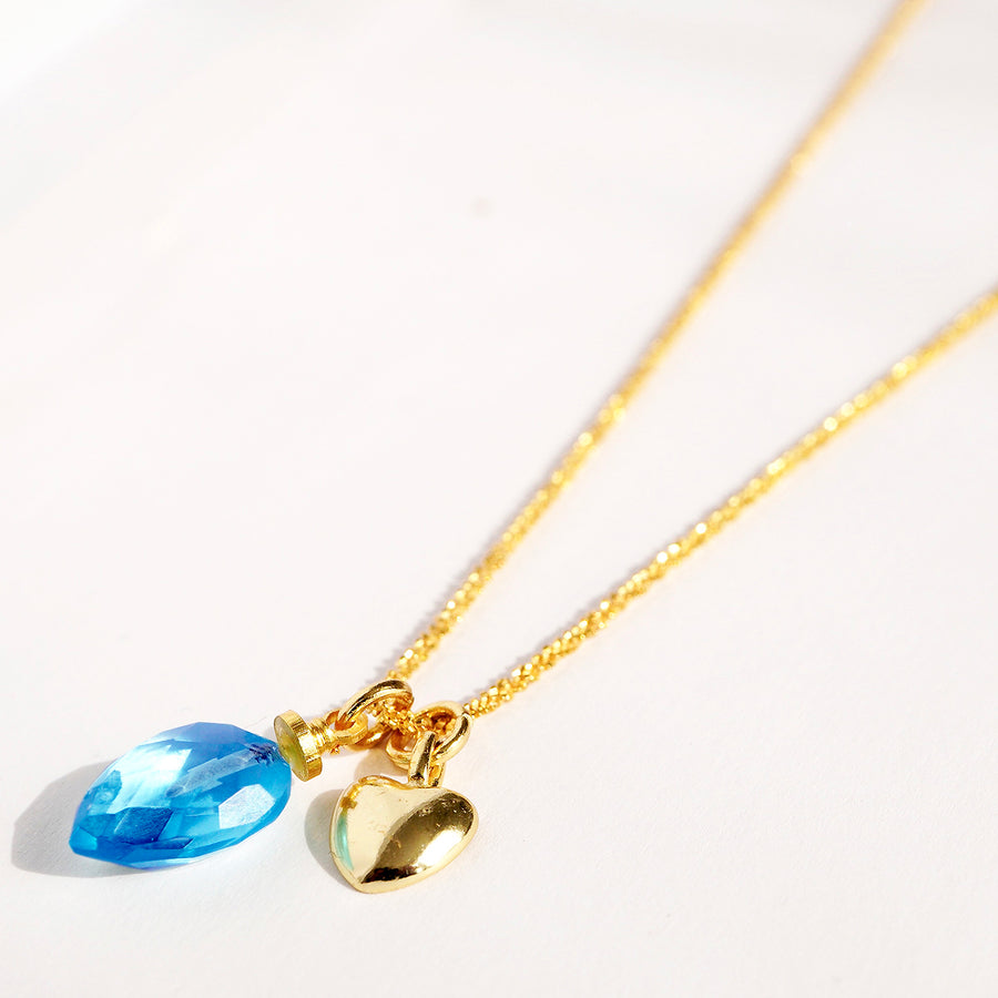 Topas Love Halskette – Bluer Topas und vergoldeter Anhänger