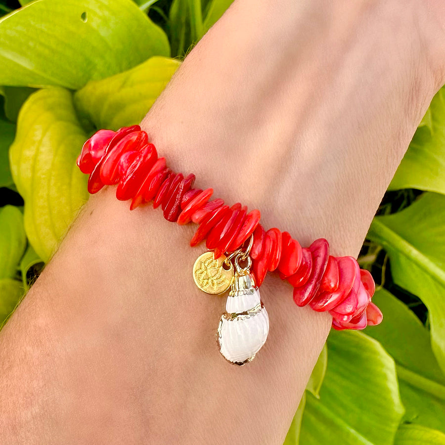 'Coral Crush' Sommerarmband mit Lotus & Muschel, dark coral