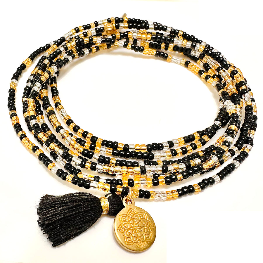 Wickelarmband mit Mandala Anhänger - schwarz/gold