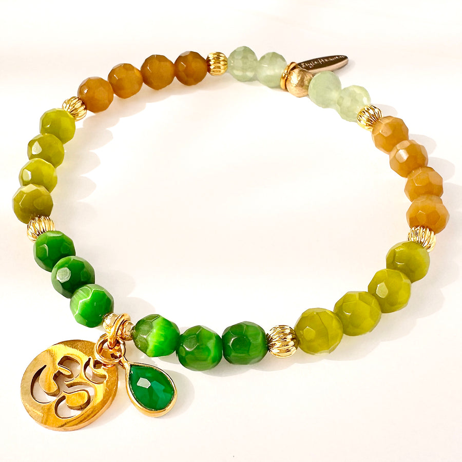 'Green Essence Om' Armband aus Katzenauge-Quarz