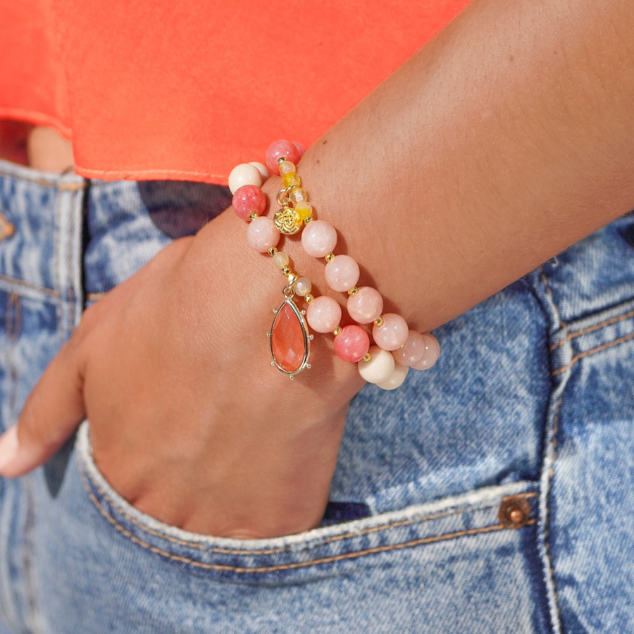 'Coral Bloom' Armband – Fossil, Honig Jade, Kirsch-Quarz